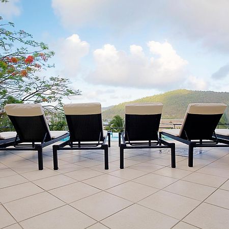 At Waterfront Whitsunday Retreat - Adults Only Airlie Beach Exterior foto