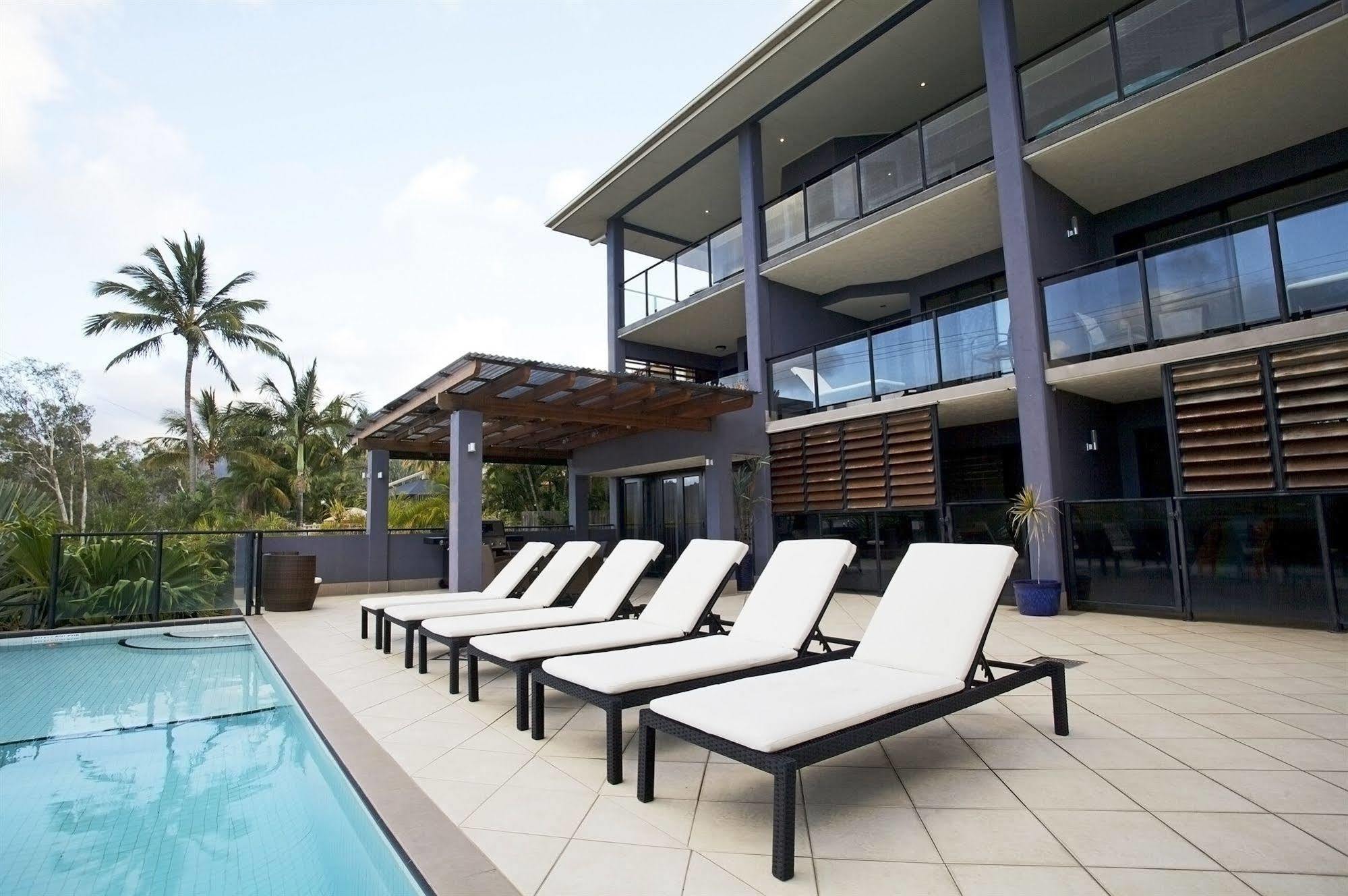 At Waterfront Whitsunday Retreat - Adults Only Airlie Beach Exterior foto