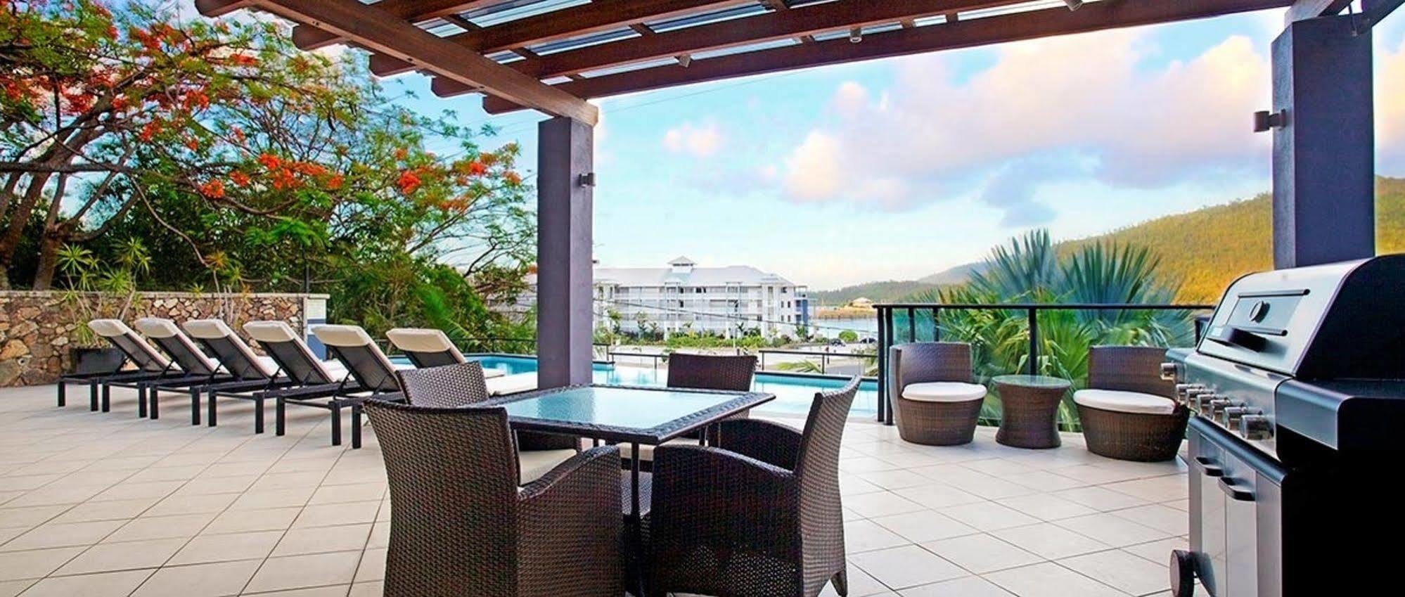 At Waterfront Whitsunday Retreat - Adults Only Airlie Beach Exterior foto